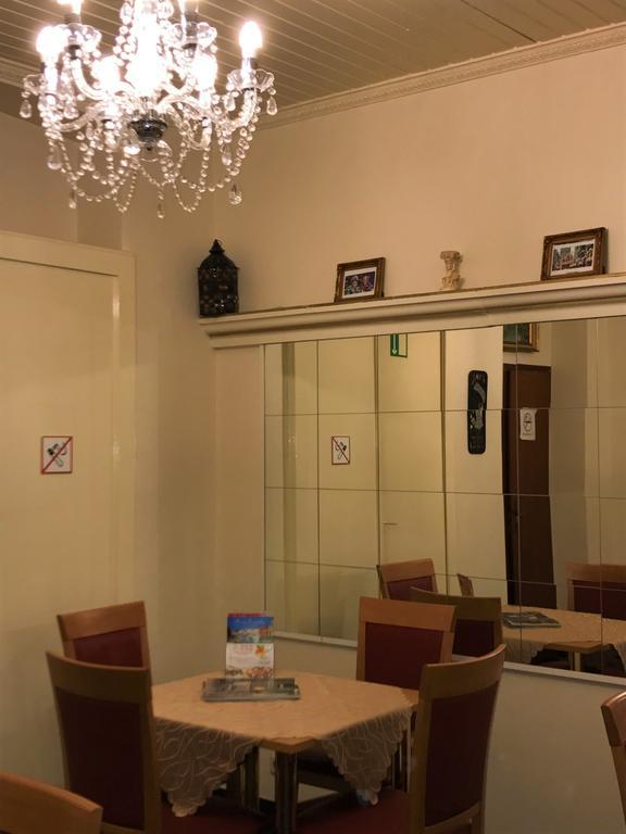 Hotel La Isla Kolín nad Rýnem Exteriér fotografie